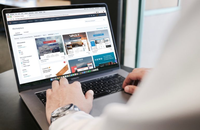 Featured Image for 5 Key Trends Transforming E-Commerce for 2024 You Must Know